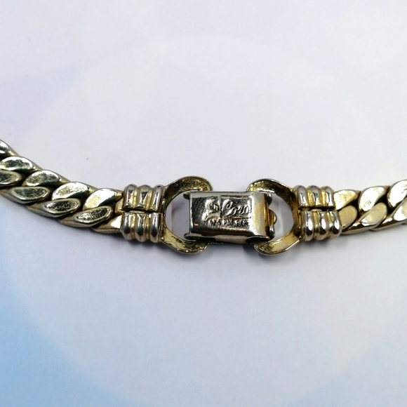 Coro Vintage 1970's Gold Chain Choker Necklace - Picture 5 of 6